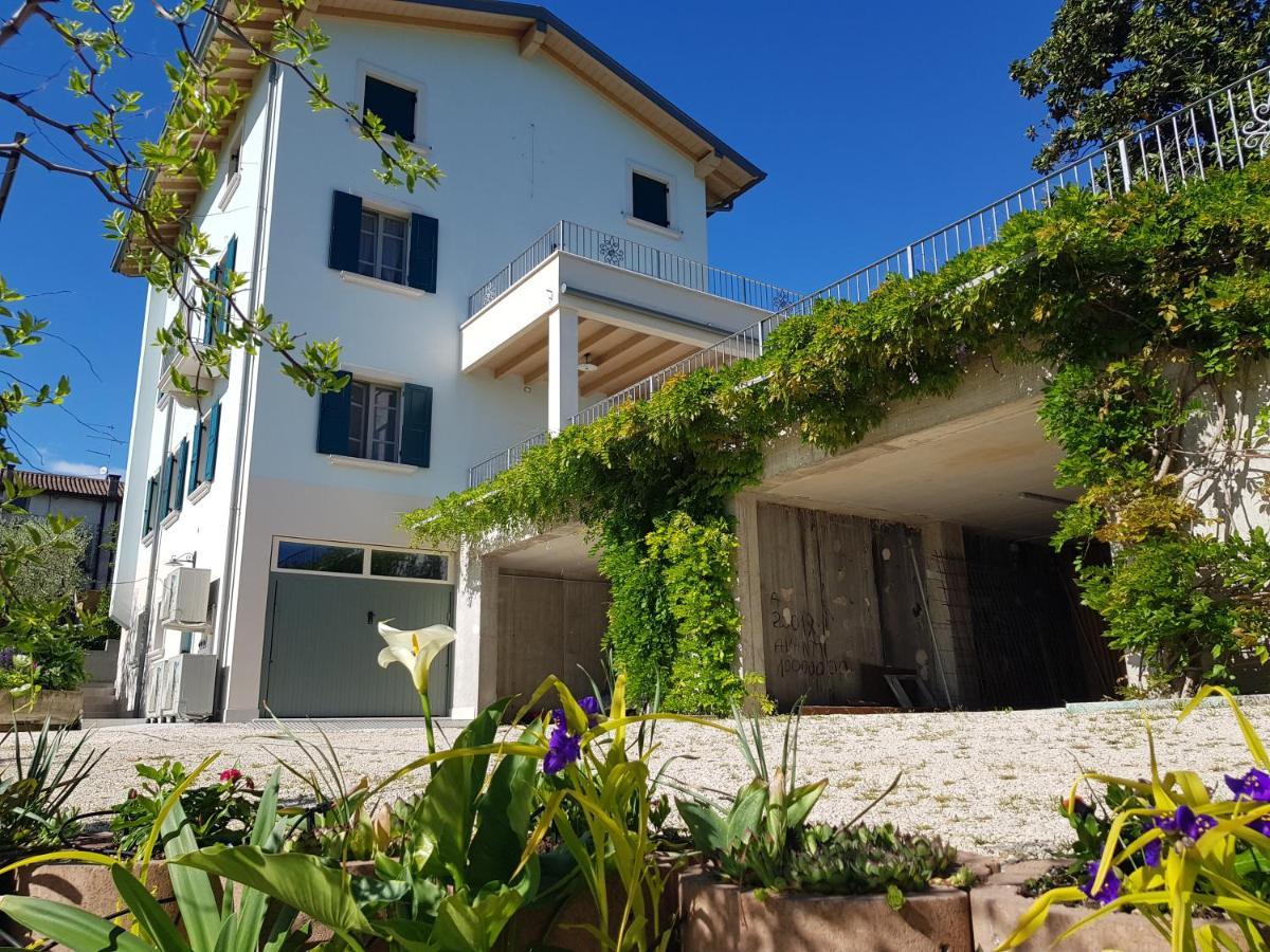Roseto Holidays Azzurro Cavalcaselle Exterior foto