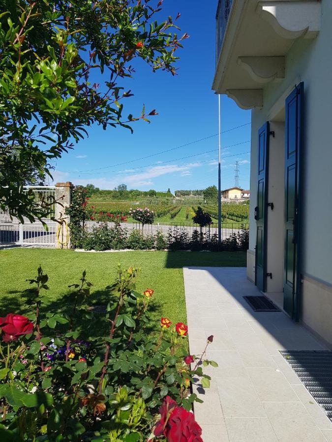 Roseto Holidays Azzurro Cavalcaselle Exterior foto